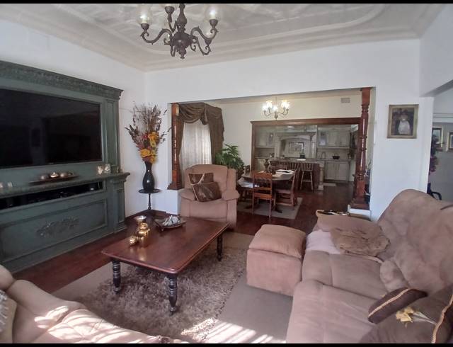 3 BEDROOM HOUSE FOR SALE IN ELSBURG